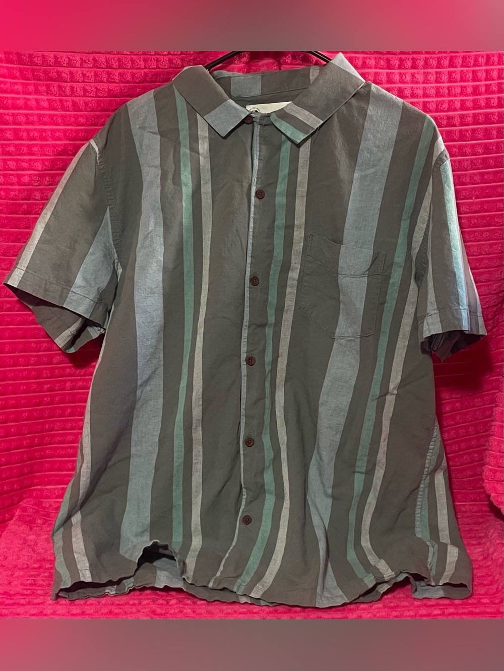 Aeropostale Men's Short-Sleeve Vertical Stripe Button-Down Shirt - Gray & Green